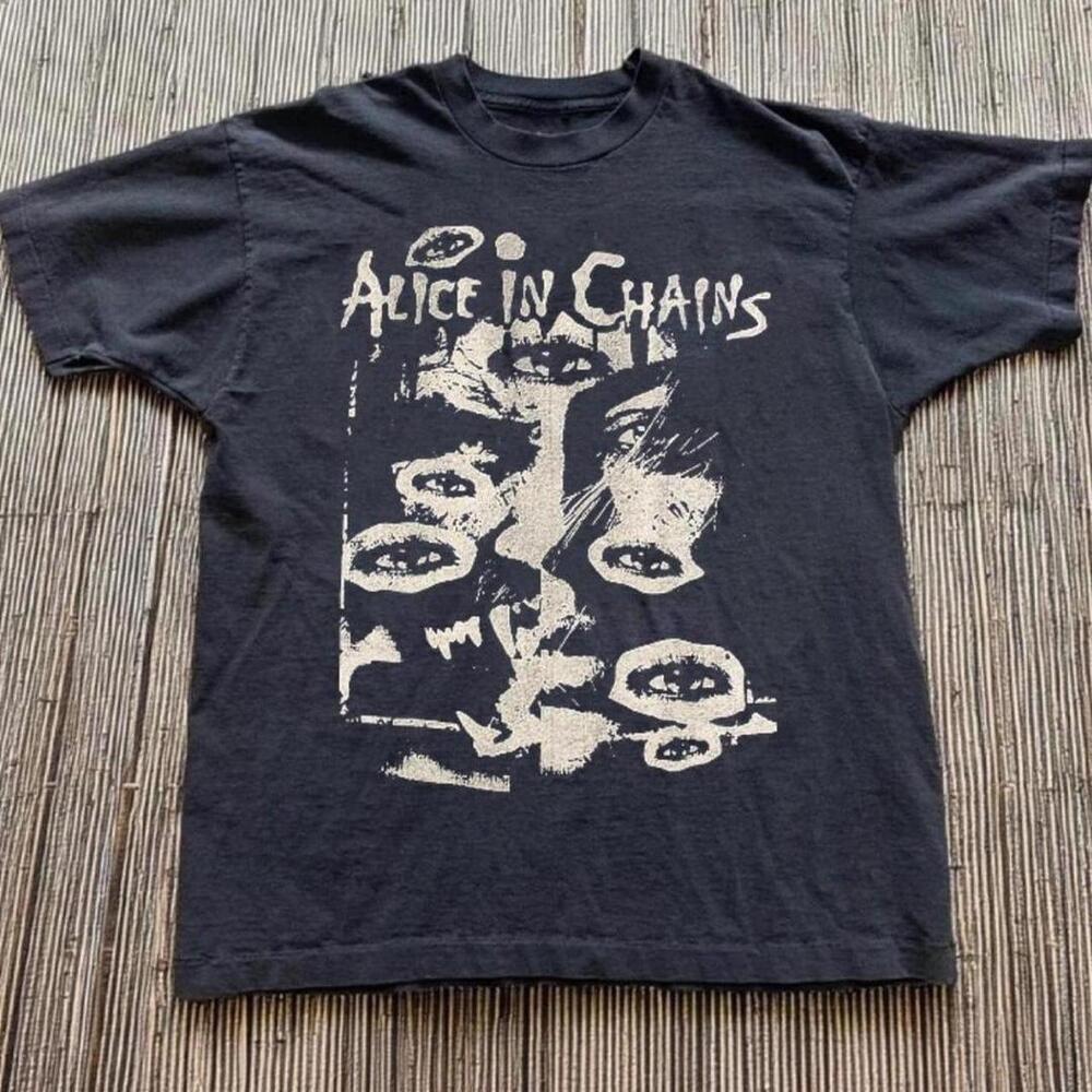 Size M Alice In Chains Band Tee